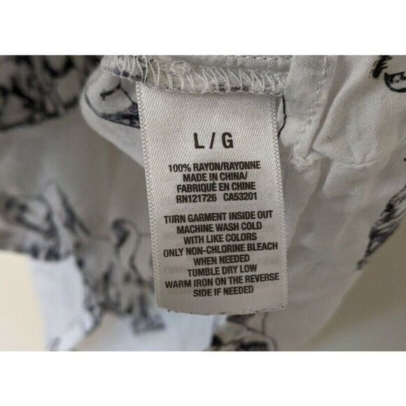 Aeropostale Sheer Elephant Button Front Rayon Hi-Lo Cropped Top Large - Picture 9 of 10